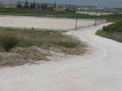 Ο Δήμος Κορινθίων άνοιξε δρόμο σε αρχαιολογικό χώρο!